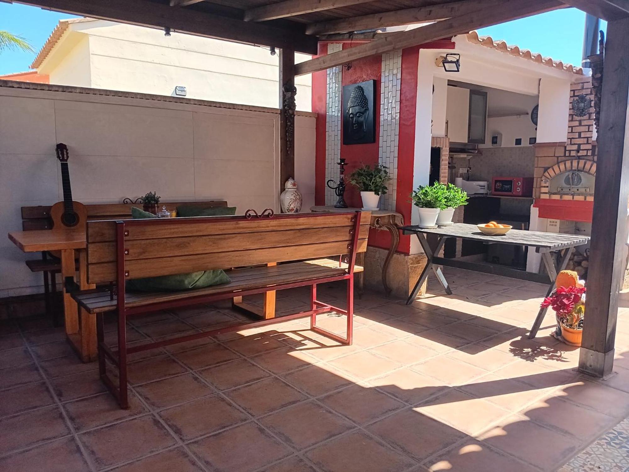 Appartamento La Casa De Huespedes La Pobla de Vallbona Esterno foto