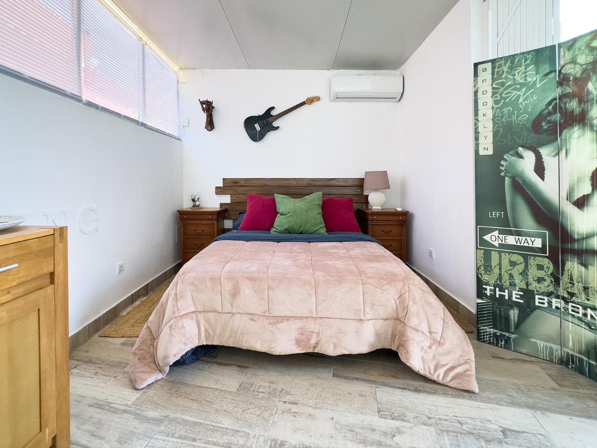 Appartamento La Casa De Huespedes La Pobla de Vallbona Esterno foto