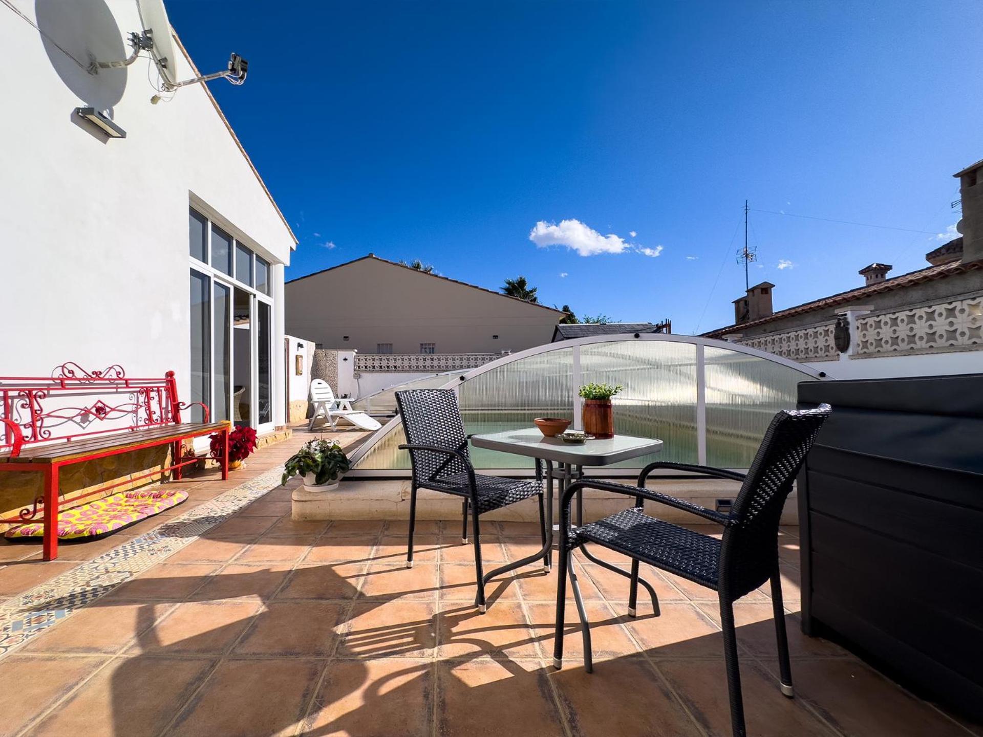 Appartamento La Casa De Huespedes La Pobla de Vallbona Esterno foto
