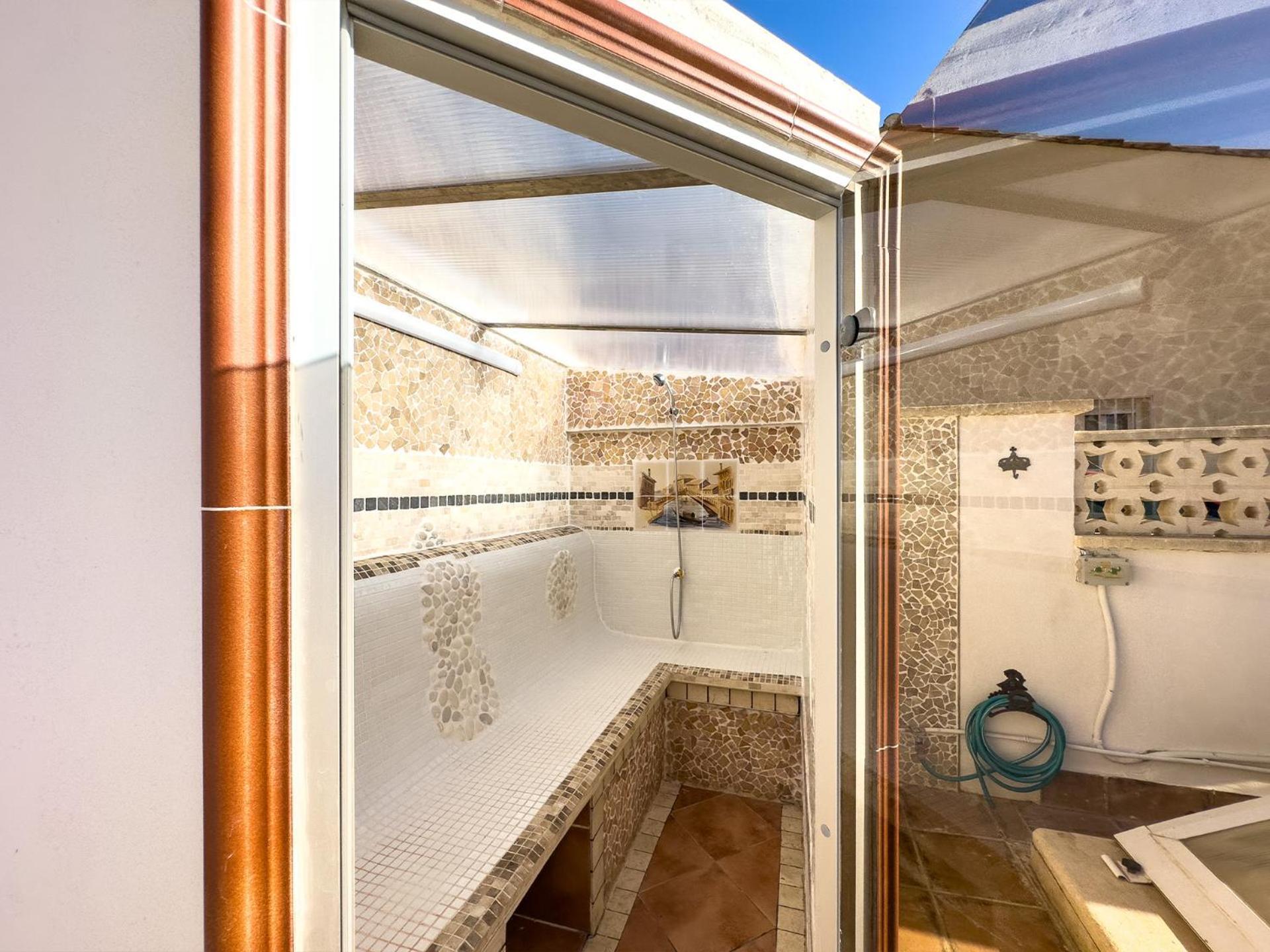 Appartamento La Casa De Huespedes La Pobla de Vallbona Esterno foto
